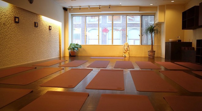 ヨガ・シャラ瞑想ヨガスタジオ